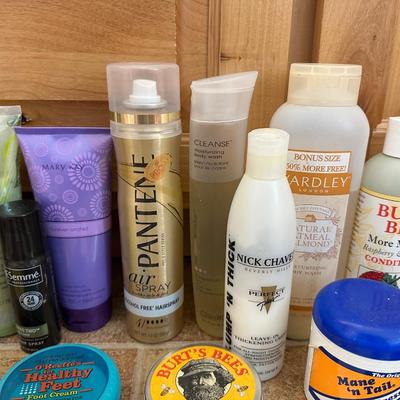 A LARGE ASSORTMENT OF PERSONAL CARE ITEMS