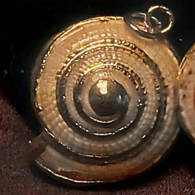 Costume Jewelry - gold plated shells - Napier