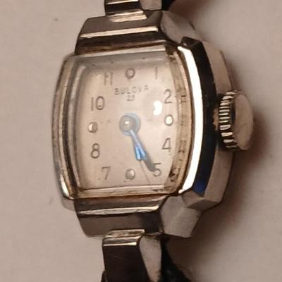 1950s Bulova Swiss 10K rolled Gold Filled Vintage Mechanical Ladies Women’s Watch