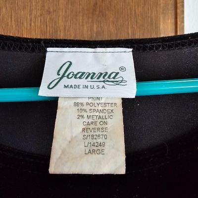 Six Nice Women's shirts size Large