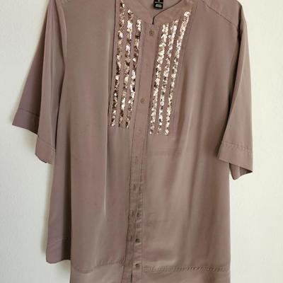 Women's shirts size XL