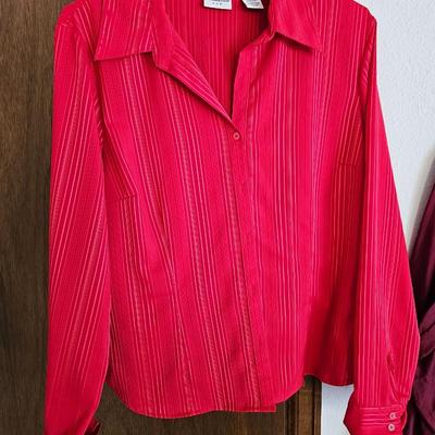 Women's shirts size XL