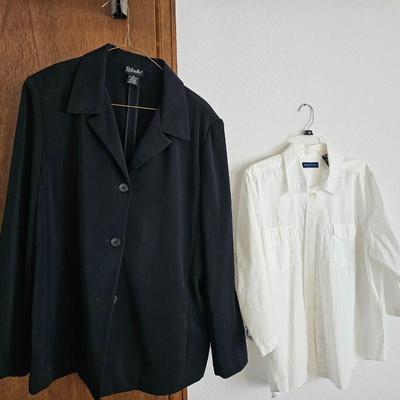 Women's shirts size XL