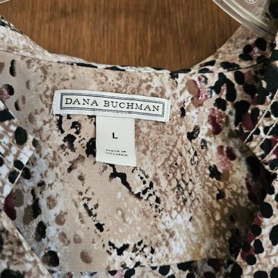 Nine Women's shirts size Large