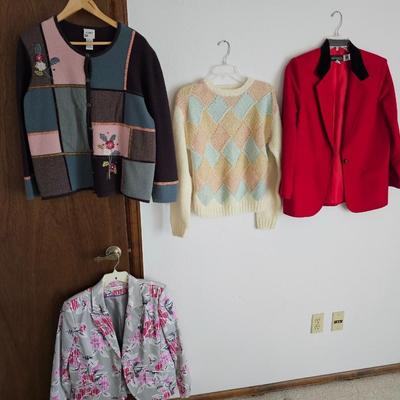 Nine Women's shirts size Large