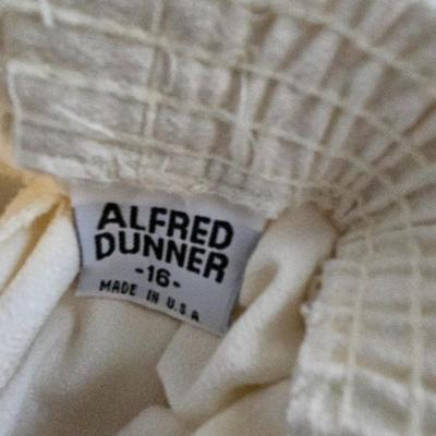 Women's pants - slacks - Lee - Alfred Dunner - and others Size 16 some new with tags!