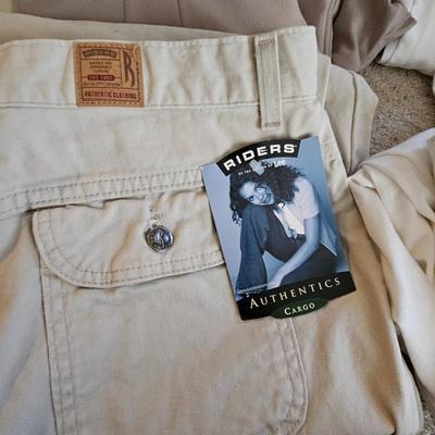 Women's pants - slacks - Lee - Alfred Dunner - and others Size 16 some new with tags!