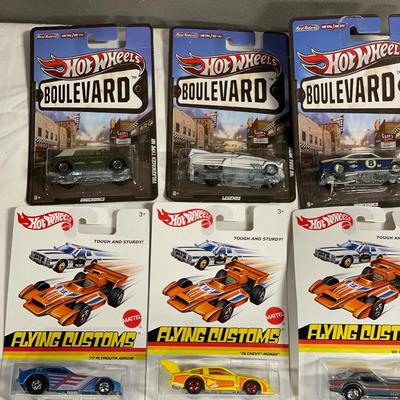 Hot Wheels Boulevard & Flying Customs