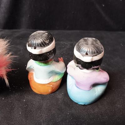 SALT & PEPPER SHAKERS
