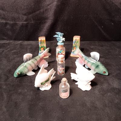 SALT & PEPPER SHAKERS PLUS SEASHELLS IN A BOTTLE
