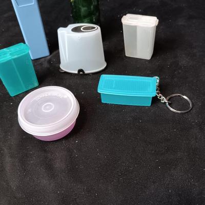 MAINLY MINIATURE TUPPERWARE KEYCHAINS & CONTAINERS