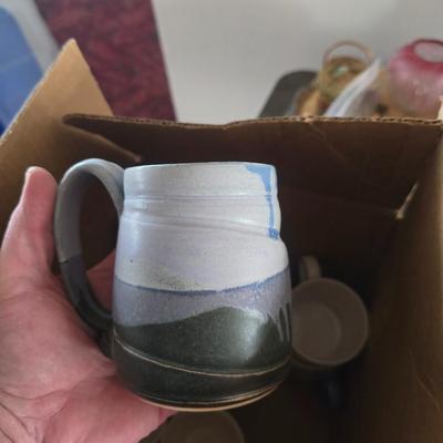 Mug lot