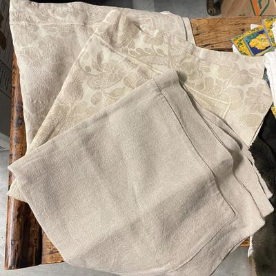 17 Down Pillows with Shams and Pillowcases (1020BL-SS)