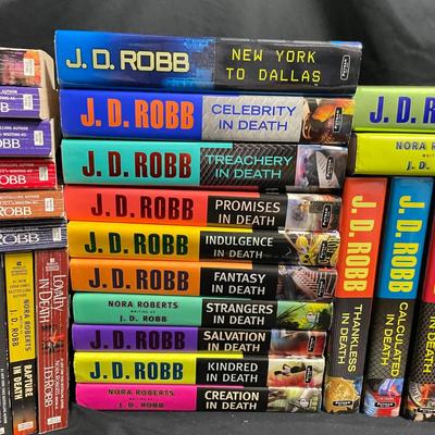 Nora Roberts as JD Robb Novels (1020BR- SS)