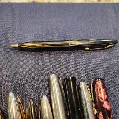 Lot of Vintage Fountain Pens + 1 Mechanical Pencil Sheaffer's Striped 14kt Nibs and Others
