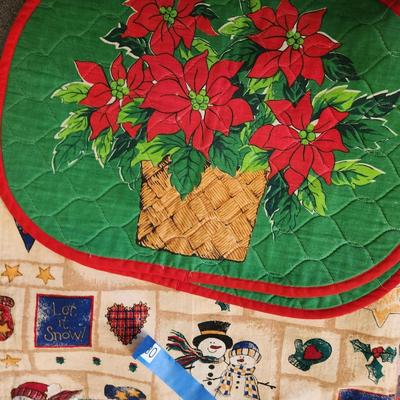 Large Lot of Holiday Theme Linen Placemats