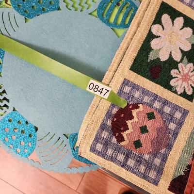 Large Lot Linens Placemats Round Rectangle Easter Eggs Fall and Others
