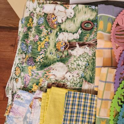 Large Lot Linens Placemats Round Rectangle Easter Eggs Fall and Others