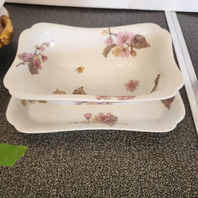 H & Co France Haviland Limoges For E. Offner New Orleans Cover Dish & Serving Bowl