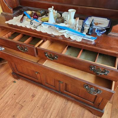 Willett Elswick Solid Cherry China Hutch 2 Piece 50"x19"x71"