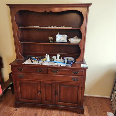 Willett Elswick Solid Cherry China Hutch 2 Piece 50"x19"x71"