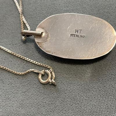 Vintage sterling silver pendant necklace