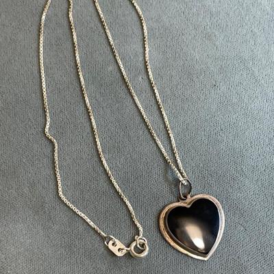Vintage sterling and onyx heart pendant necklace
