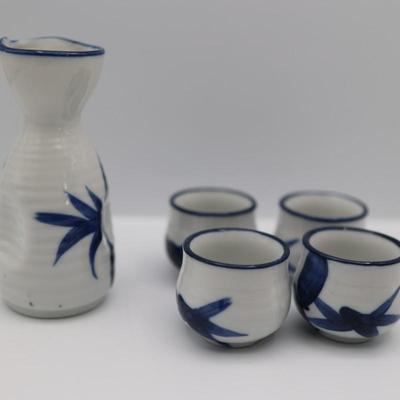 Pier1 Japanese Stoneware Sake Serving Set