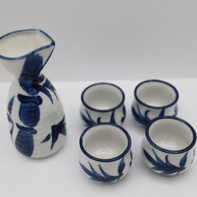 Pier1 Japanese Stoneware Sake Serving Set
