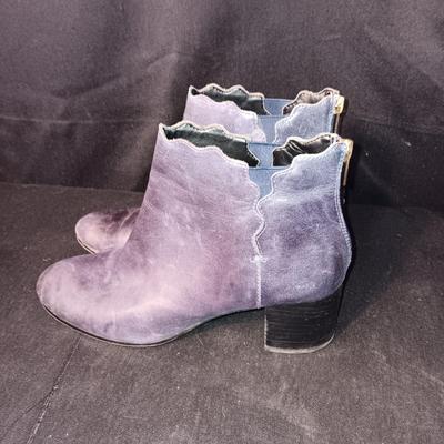 3 PAIRS OF LADIES BOOTS AND SHOES SIZE 8