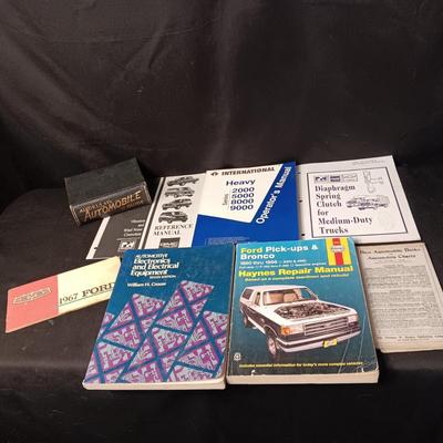 AUTO REPAIR BOOKS AND CAR MANUAL