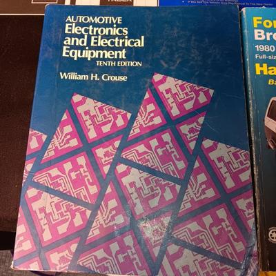AUTO REPAIR BOOKS AND CAR MANUAL