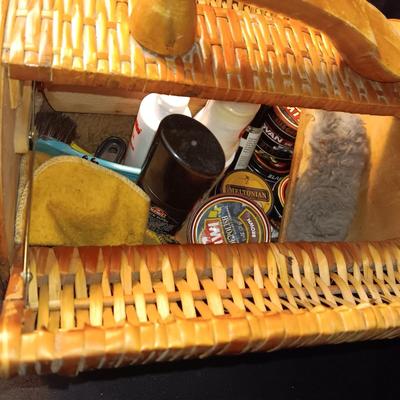 WICKER AND WOOD SHOE SHINE BOX