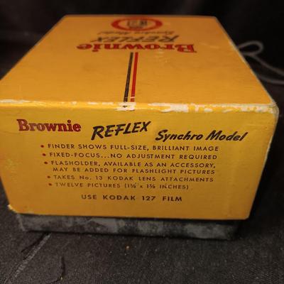 KODAK BROWNIE REFLEX SYNCHRO MODEL WITH FLASH CAMERA