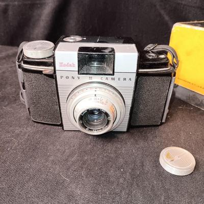 KODAK PONY II CAMERA WITH BOX