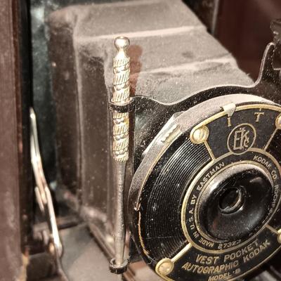 KODAK VEST POCKET AUTOGRAPHIC CAMERA WITH PEN