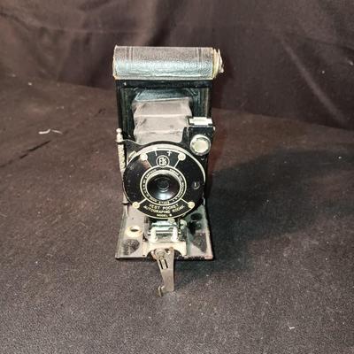 KODAK VEST POCKET AUTOGRAPHIC CAMERA WITH PEN