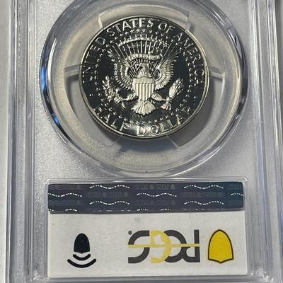 PCGS CERTIFIED 1964 PROOF-68 KENNEDY SILVER HALF DOLLAR FRESHLY GRADED. FREE DOMESTIC SHIPPING.