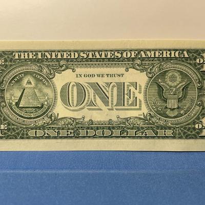 SERIES 2003-A ***STAR*** FRN UNCIRCULATED CONDITION C03413351* AS PICTURED. FREE DOMESTIC SHIPPING.