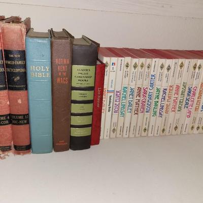 Lot of books including 1955 encyclopedias
