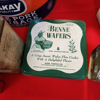 Collection of Tin Cans Esskay Meats Armour Lard Watkins Cocoa , Banquet Tea , McCormick Spices