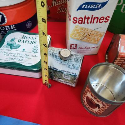 Collection of Tin Cans Esskay Meats Armour Lard Watkins Cocoa , Banquet Tea , McCormick Spices