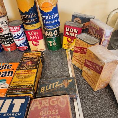Large Collection Vintage Cleaning Cans Packages Sunbrite, Bon Ami, Octagon, Babbitt's Bab-O & Others