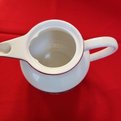 Villeroy & Boch Design Naif Christmas Plates Trinket Holders , Tea pot