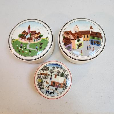Villeroy & Boch Design Naif Christmas Plates Trinket Holders , Tea pot