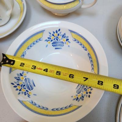 Johnson Brothers Bros Jardiniere China Collection Plates Bowls Gravy Cups