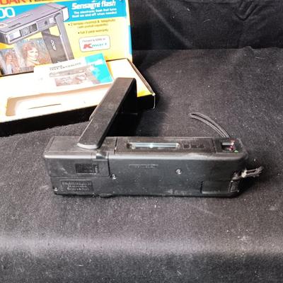 1970'S KODAK TELE-EKTRALITE 600 CAMERA WITH BOX