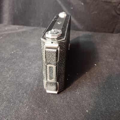 SIX-20 KODAK BLACK FOLDING CAMERA WITH FOCUSING DOUBLET LENS