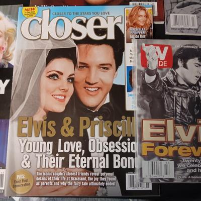 ELVIS MAGAZINES, TV GUIDES AND PICTURES