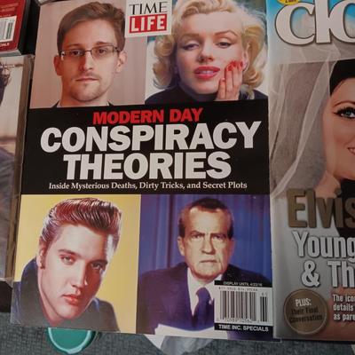 ELVIS MAGAZINES, TV GUIDES AND PICTURES